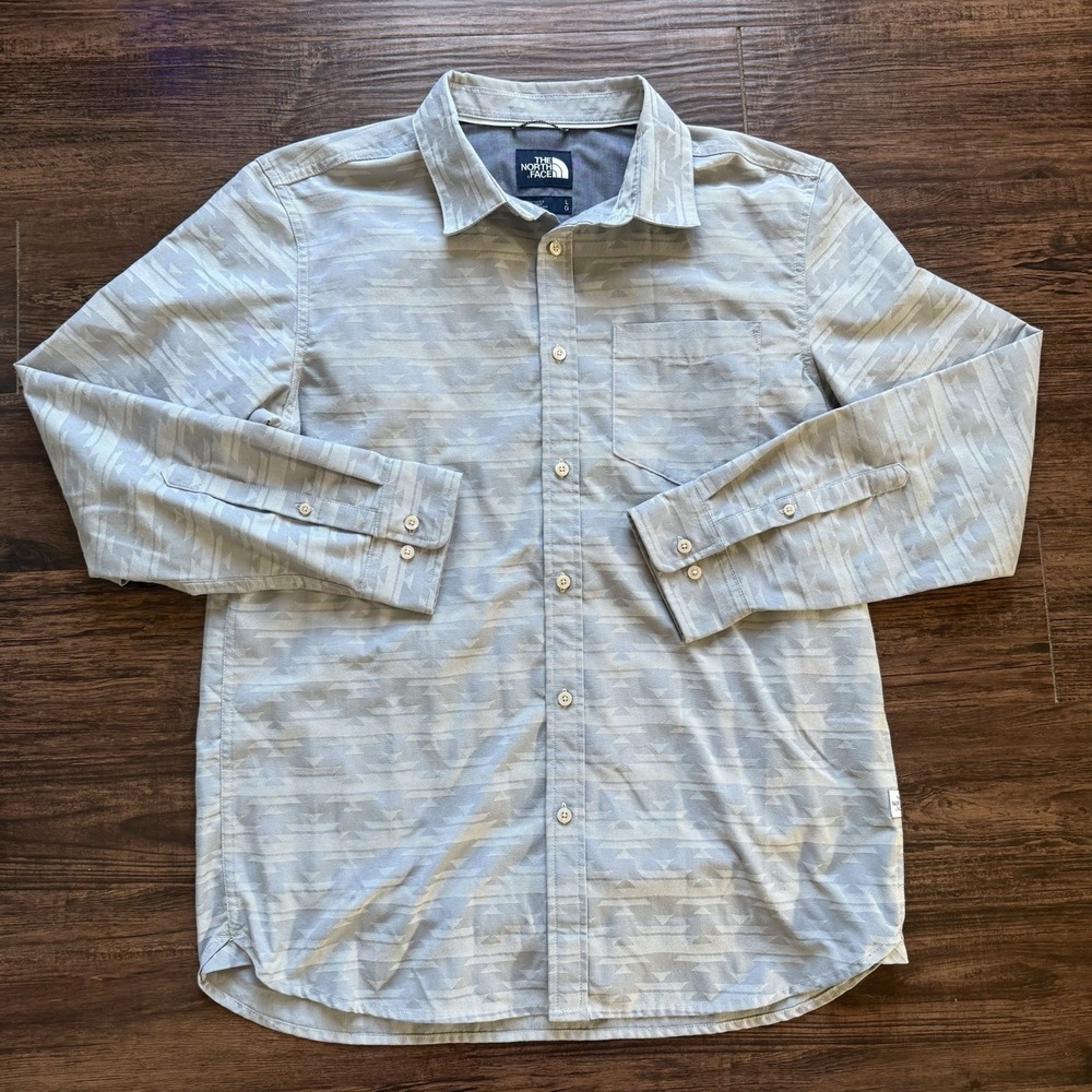 The North Face Men's Large Gray Long Sleeve Button-Up Shirt